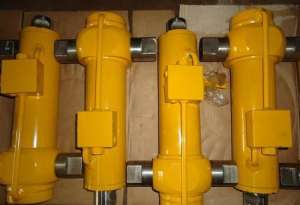 滾裝船-斜坡道液壓油缸