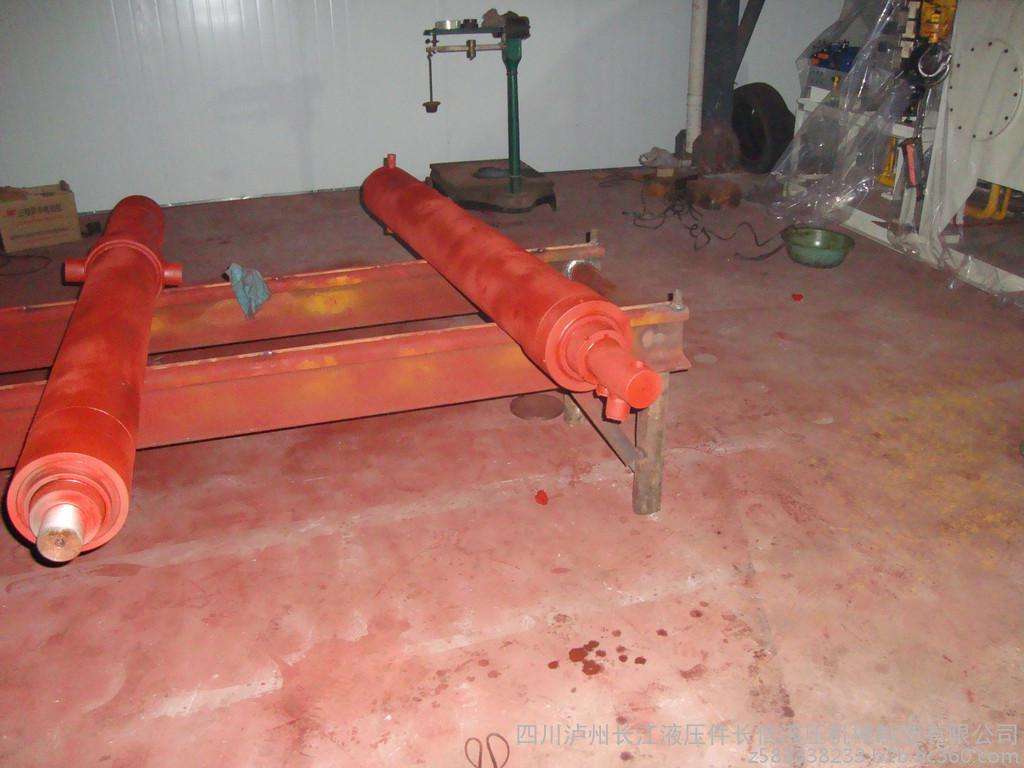 鑿巖機(jī)液壓缸